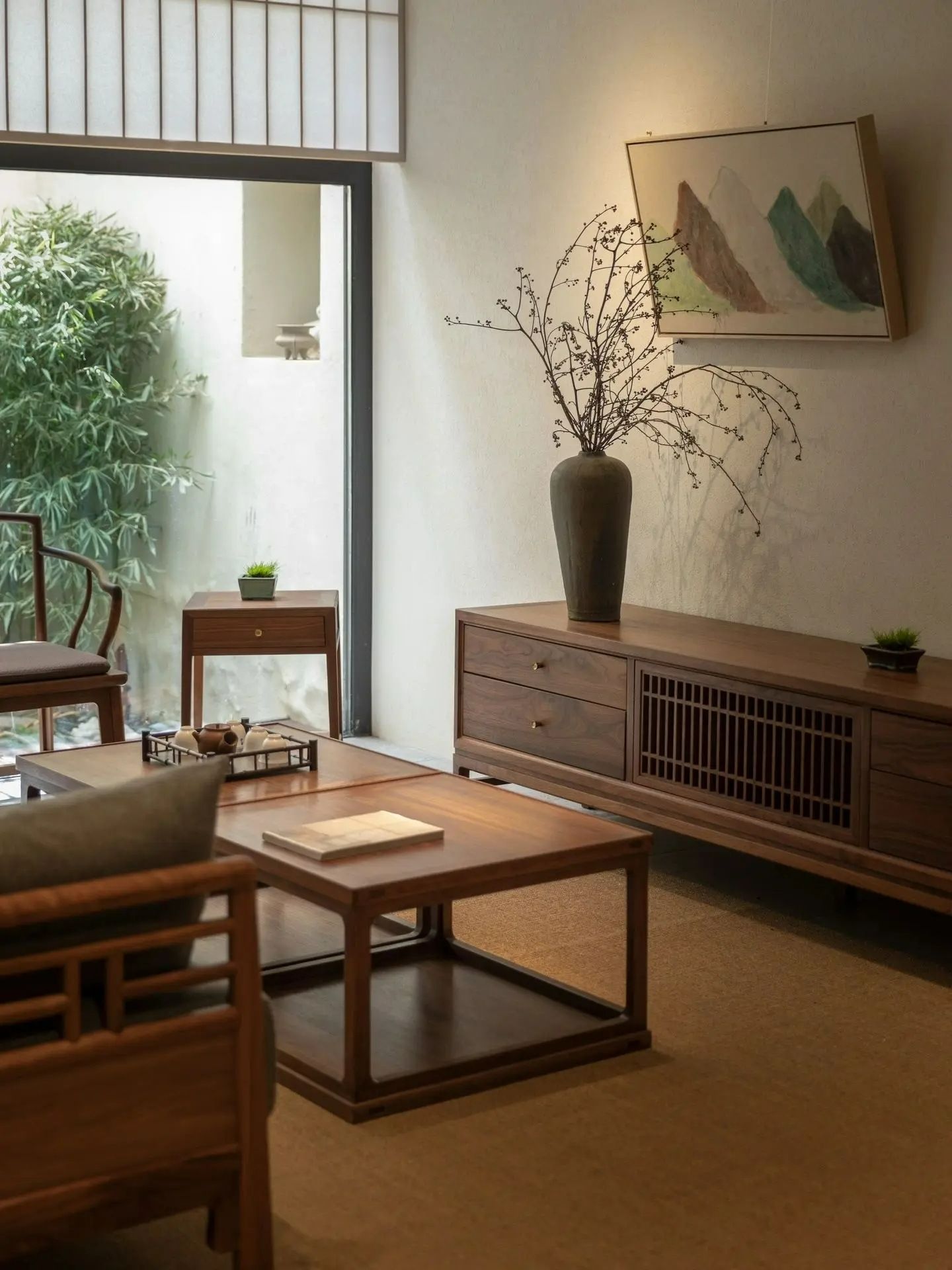 新中式家具定制應(yīng)該注意以下幾點！